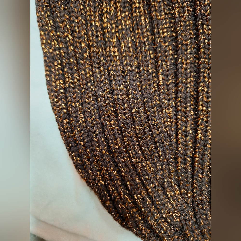 PRADA | Gold Metallic Knit Beanie - Picture 3 of 5